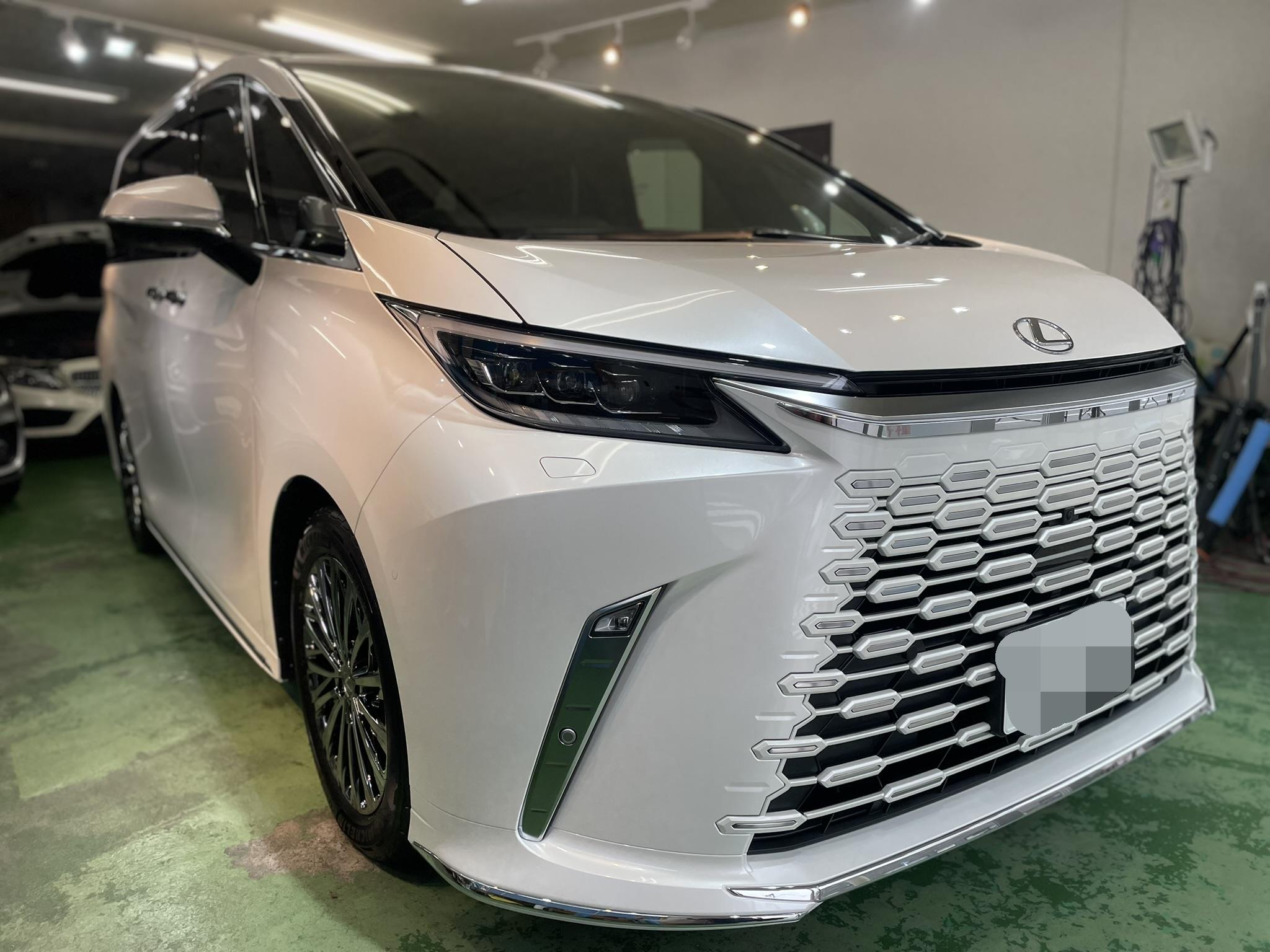 LEXUS レクサス LM500h PCX-S8 施工